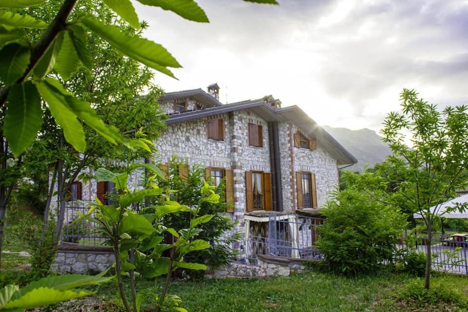 Agriturismo Il Castagneto Supino Екстер'єр фото